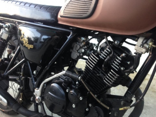 Stallions Centaur Cafe Mega รถ 6 เดือน รุ่นพิเศษ Stallions Centaur Cafe Mega รถ 6 เดือน รุ่นพิเศษ