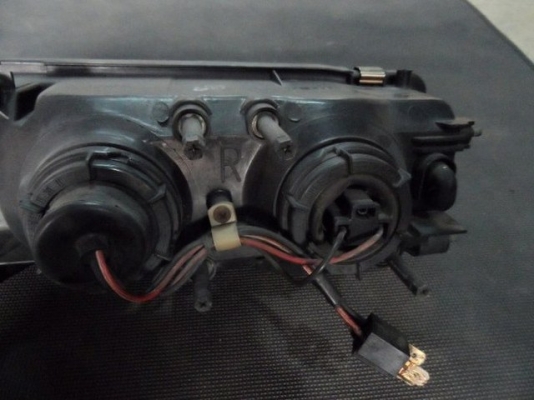 อะไหล่ รถยนต์ มือ สอง ไฟหน้ารถยนต์มือสอง นิสสัน เซฟิโร่ เอ31 24วาว NISSAN CEFIRO A31 24VAL