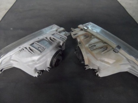 อะไหล่ รถยนต์ มือ สอง ไฟหน้ารถยนต์มือสอง ฮอนด้า ซีวิค ปี 92 HONDA CIVIC