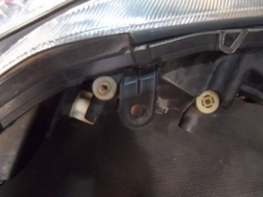 อะไหล่ รถยนต์ มือ สอง ไฟหน้ารถยนต์มือสอง เชฟโรเลต ซาฟิร่า Chevrolet ZAFIRA