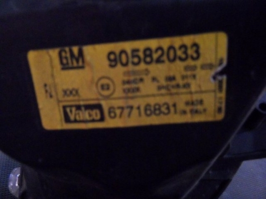 อะไหล่ รถยนต์ มือ สอง ไฟหน้ารถยนต์มือสอง เชฟโรเลต ซาฟิร่า Chevrolet ZAFIRA