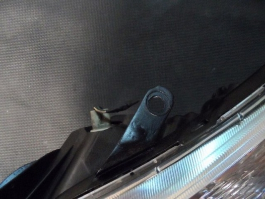 อะไหล่ รถยนต์ มือ สอง ไฟหน้ารถยนต์มือสอง ซีนอน ครบชุด โตโยต้า วิช ตัว 2 TOYOTA WISH