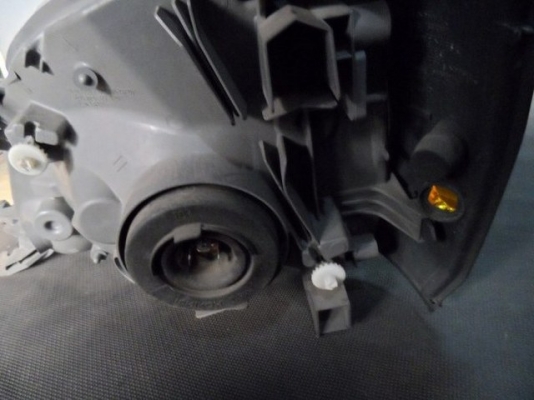 อะไหล่ รถยนต์ มือ สอง ไฟหน้ารถยนต์มือสอง โตโยต้า รีเจียส TOYOTA Regius