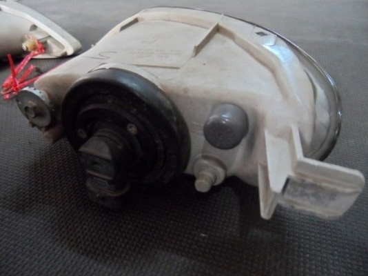 อะไหล่ รถยนต์ มือ สอง สปอตไลท์รถยนต์ Spotlight โตโยต้า แคมรี่ 03 - 05 ผู้นำ TOYOTA CAMRY