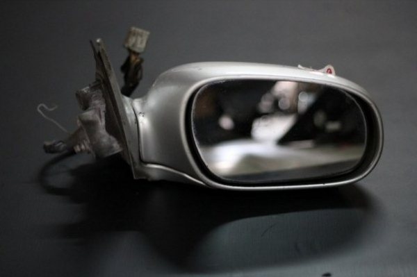 อะไหล่ รถยนต์ มือ สอง กระจกมองข้าง โตโยต้า อลิสโต้ TOYOTA AISTO