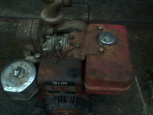 เครื่องสูบน้ำ Briggs &amp; Stration    3HP