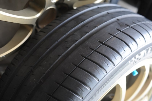 ล้อแท้ 17 5/100, 114.3