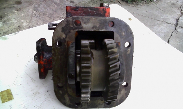 เกียร์ฝาก HINO ไม่เเน่ใจรุ่น FC รึเปล่า ตามรูป เกียร์ฝาก HINO ไม่เเน่ใจรุ่น FC รึเปล่า ตามรูป