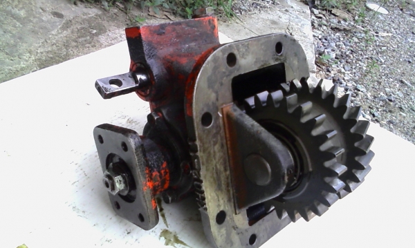 เกียร์ฝาก HINO ไม่เเน่ใจรุ่น FC รึเปล่า ตามรูป เกียร์ฝาก HINO ไม่เเน่ใจรุ่น FC รึเปล่า ตามรูป