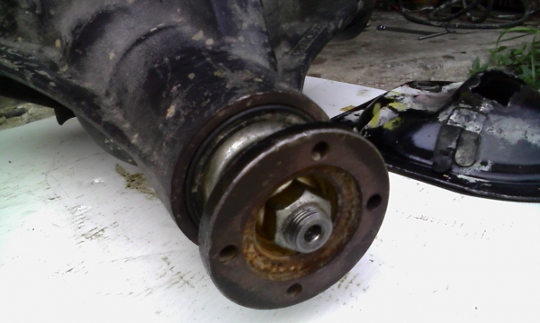 เฟืองท้าย นิสสัน บิ๊กเอ็ม 8/35 สภาพสวย