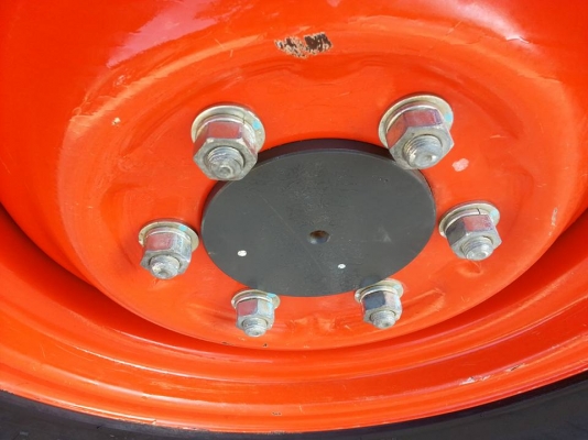 คูโบต้า L3608SP 4 WD  พร้อมผานหลังใหม่ ทำงาน 332 ชั่วโมง