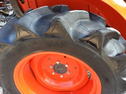 คูโบต้า L3608SP 4 WD  พร้อมผานหลังใหม่ ทำงาน 332 ชั่วโมง