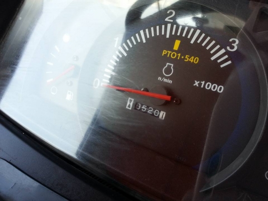 คูโบต้า L4708SP 4 WD ใบมีดดันหน้า ผานหลัง ทำงาน 520 ชั่วโมง