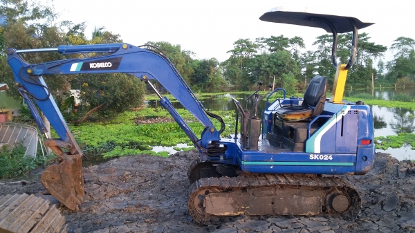 ขาย sk 024 พร้อมใช้งานสภาพเก่านอก ระบบดีขับนิ่ม ปั๊มแรง