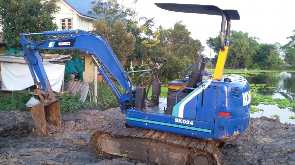 ขาย sk 024 พร้อมใช้งานสภาพเก่านอก ระบบดีขับนิ่ม ปั๊มแรง