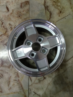 ขายแม็กซ์ Either 13 นิ้ว 4 รู 110 หน้ากว้าง 5.5 นิ้ว OFFSET20 ขายแม็กซ์ Either 13 นิ้ว 4 รู 110 หน้ากว้าง 5.5 นิ้ว OFFSET20