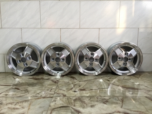 ขายแม็กซ์ Either 13 นิ้ว 4 รู 110 หน้ากว้าง 5.5 นิ้ว OFFSET20