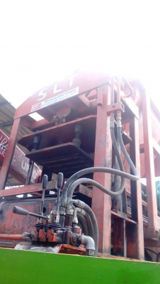 เครื่องอัดอิฐบล็อก แบบ 4 ก้อน กะบะสไลด์ มือสอง