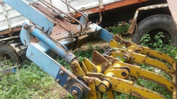 ขาย คีบ KK ขาเดี่ยว สภาพพร้อมใช้งาน อุปกรณ์มีให้ครบ