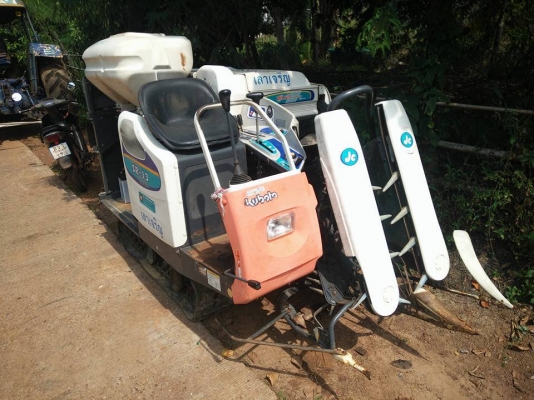 ด่วนเลยครับ 40000บาทลดสุดๆงดต่อรองครับรถเกี่ยวนวดข้าว คูโบต้า จอยคอม   ปาก คอ ตู้ ดี รถใช้งานมาน้อย ดีกว่าจ้างคนเกี่ยว ไม่ต้องง้อรถใหญ่ในราคาเบาๆ