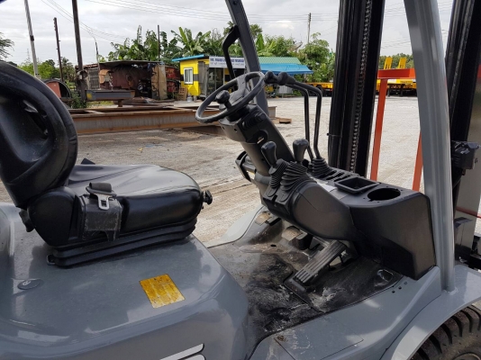 ขายรถยก2.5ตัน.เบนชิน+แก็ส..รถนอก