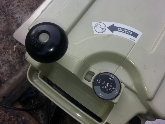 แท่นรีดไม้ MAKITA แท่นรีดไม้ MAKITA