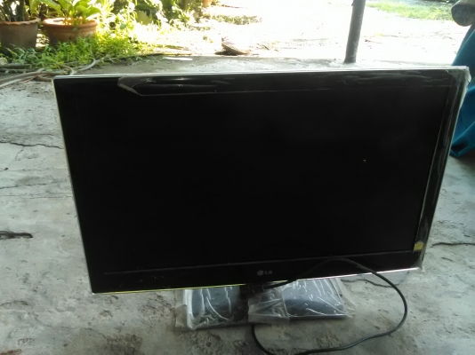 ประกาศขายทีวีจอแบนยี่ห้อ LG ตามสภาพ 32 นิ้ว ราคาถูก