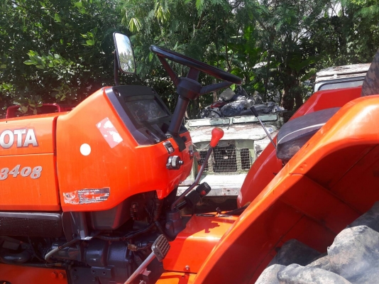 ขายถูกค่ะ รถไถคูโบต้า L3408 พร้อมผานหน้า ขายถูกค่ะ รถไถคูโบต้า L3408 พร้อมผานหน้า