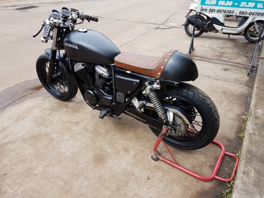 ขายคับ HONDA VRX400 สีสวยพึงเก็บงานมาทั้งคัน แต่งCAFE RACER ท่อแต่งSUPER TRAPP มีชุดท้ายเดิมให้ อินวอยส์ สรรพสามิตร ราคา 69500 บาท ส่งได้ทั่วไทยคับ สนใจติดต่อ 081-0578282 FACEBOOK ชาญณรงค์ ป๊อป ชัยอมฤต ไอดีไลน์ POPBIGBIKESAKON คับ สนใจรถสวย ถูก ดี ต้อง PO