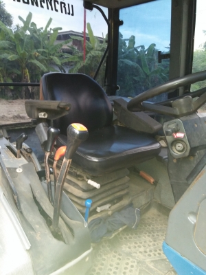 ขายรถใถFord7740 สองเเพลา