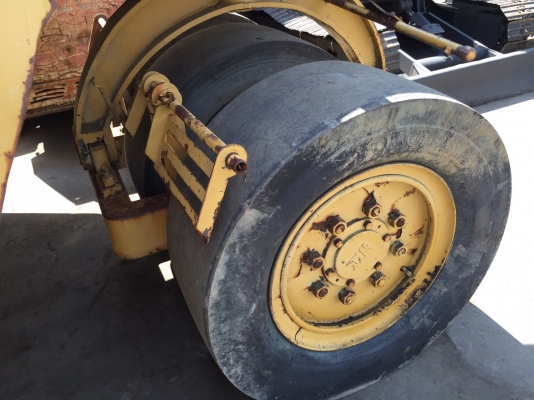 ขายด่วนรถบดล้อยาง7ล้อWATANABE WP15WE เก่าญี่ปุ่น ตรวจเช็คพร้อมใช้ทำสี เอกสารแจ้งจำหน่าย