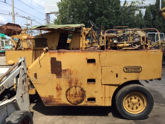ขายด่วนรถบดล้อยาง7ล้อWATANABE WP15WE เก่าญี่ปุ่น ตรวจเช็คพร้อมใช้ทำสี เอกสารแจ้งจำหน่าย