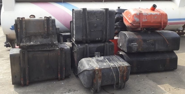 ขายถังน้ำมันเหล็ก  ขนาด 100 , 200 , 300 ลิตร