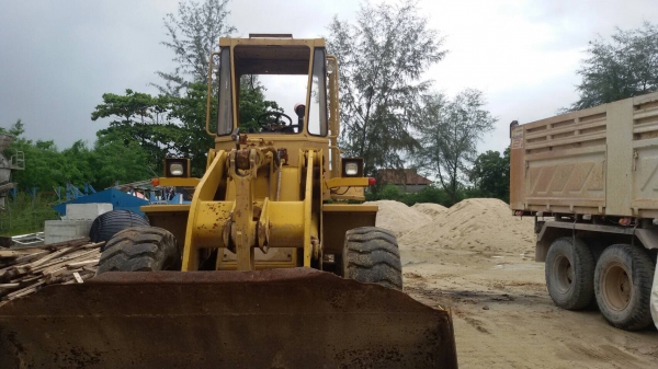 รถตัก CAT - 926 E. สนใจติดต่อ 081 - 6079515 รถตัก CAT - 926 E. สนใจติดต่อ 081 - 6079515
