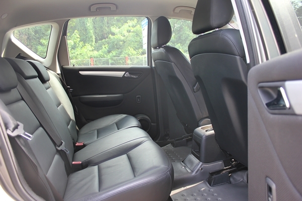 วิ่ง 6หมื่นโลแท้ Mercedes-Benz A170 Avantgarde 2006