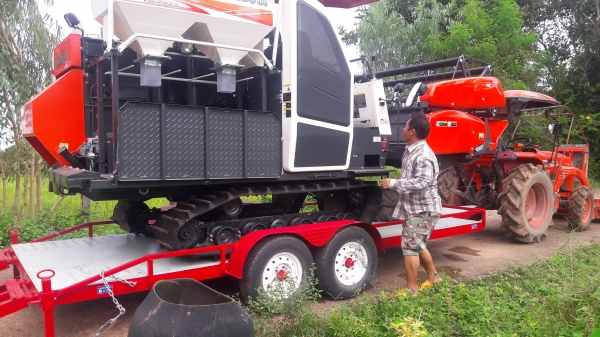 ขายรถเทรเลอร์ลากรถเกี่ยวข้าว