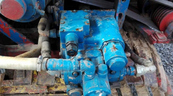 ขายรถเกี่ยวข้าว เกษตรพัฒนา ช้างน้อยจอมพลัง ช่วงล่าง10 เครื่องอีซูซุ175 ปั๊ม22ไดกิ้น ลูเลอร์11ลูก อุ้ม1.5ตัน พร้อมลงทำงาน