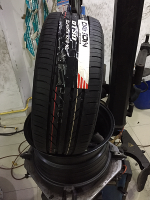 ยางใหม่ DAYTON 225 40 18 กลางปี16 โรงงานเดียวกับ Bridgestone ผลิตประเทศไทย ราคาเร้าใจ