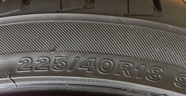 ยางใหม่ DAYTON 225 40 18 กลางปี16 โรงงานเดียวกับ Bridgestone ผลิตประเทศไทย ราคาเร้าใจ