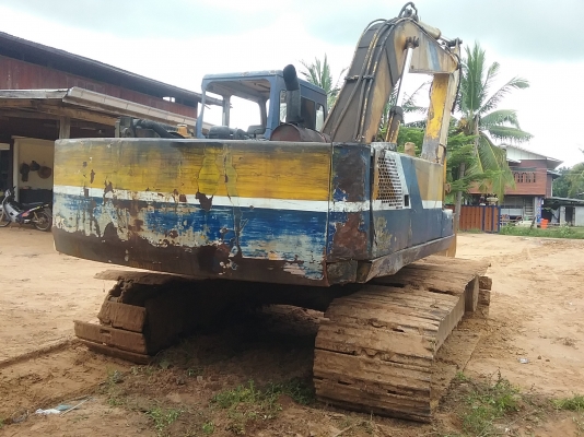 ขาย 380,000 KOBELCO sk 200-2 เครื่องดี ปั้ม K3V เอวขยับ โซ่ดี รอนเลอร์แตก 090-772-3710 090-772-3708