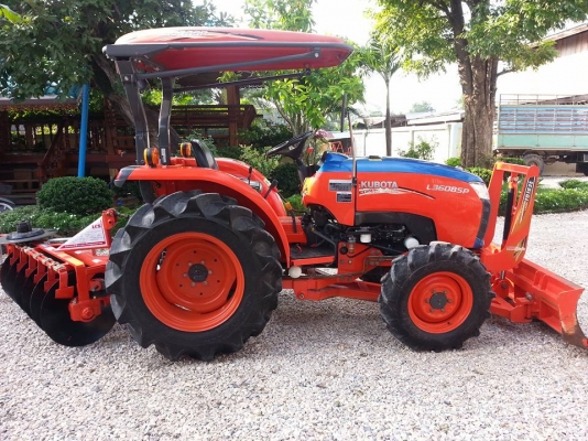 คูโบต้า L3608SP 4 WD ใบมีดดันหน้าช้าง ผานหลังใหม่  สภาพดีมาก