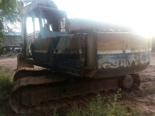 KOBELCO  SK 200 มาร์คทู  รถใช้งานได้ไม่ผิดหวังเกินราคา เครื่องเดิม ปั้มเดิม ประตูข้างมี โคลงกระจกหน้ามี โช่บูชดี แต่โลวเลอร์ต้องเปลื่ยนยก เอวมีหลวม เครื่องดืปั้มดี ราคา 345,000บ. สนใจติดต่อ 0835601591 หรือ 0903494058