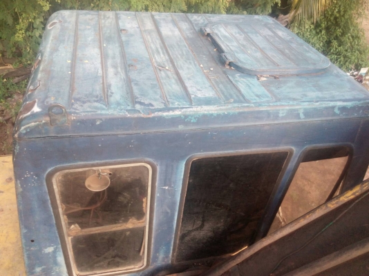 KOBELCO  SK 200 มาร์คทู  รถใช้งานได้ไม่ผิดหวังเกินราคา เครื่องเดิม ปั้มเดิม ประตูข้างมี โคลงกระจกหน้ามี โช่บูชดี แต่โลวเลอร์ต้องเปลื่ยนยก เอวมีหลวม เครื่องดืปั้มดี ราคา 345,000บ. สนใจติดต่อ 0835601591 หรือ 0903494058