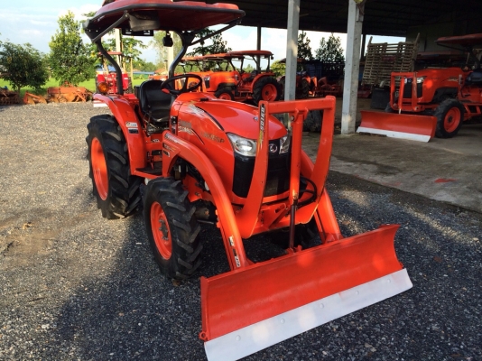 ขายรถไถคูโบต้า L3608SP 4WD2เพลา สภาพสวยค่ะ พร้อมใช้งานมากๆ อุปกรณ์ใบดันหน้และผานพรวน ราคา 358000บาท สนใจโทร 081-9136451 หรือ ขอดูรูปเพิ่มเติมทาง line:bow6451 ค่ะ ดูสินค้าเพิ่มเติมทางที่นี่