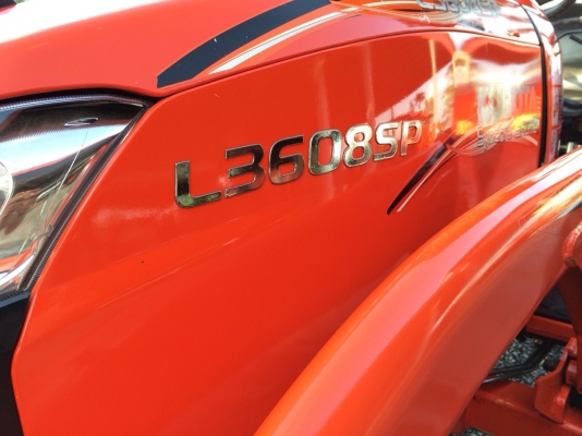 ขายรถไถคูโบต้า L3608SP 4WD2เพลา สภาพสวยค่ะ พร้อมใช้งานมากๆ อุปกรณ์ใบดันหน้และผานพรวน ราคา 358000บาท สนใจโทร 081-9136451 หรือ ขอดูรูปเพิ่มเติมทาง line:bow6451 ค่ะ ดูสินค้าเพิ่มเติมทางที่นี่