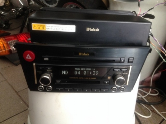 mcintosh cd 6 เเผ่น md พร้อมเเอม 5ชาเเนลเก่าญี่ปุ่นเเท้สภาพสวยใช้งานได้ปกติ