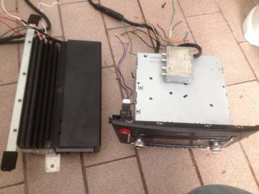 mcintosh cd 6 เเผ่น md พร้อมเเอม 5ชาเเนลเก่าญี่ปุ่นเเท้สภาพสวยใช้งานได้ปกติ