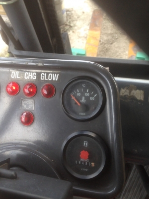 forklift tailift FD25 เสาสูง 4 เมตร เครื่องอีซูซุ เกียร์ออโต้