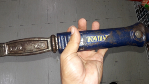 ขายคีมถอนตะปู  DOWIDAT MADE IN GERMANY.ใหม่เก่าเก็บ