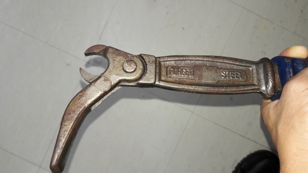 ขายคีมถอนตะปู  DOWIDAT MADE IN GERMANY.ใหม่เก่าเก็บ